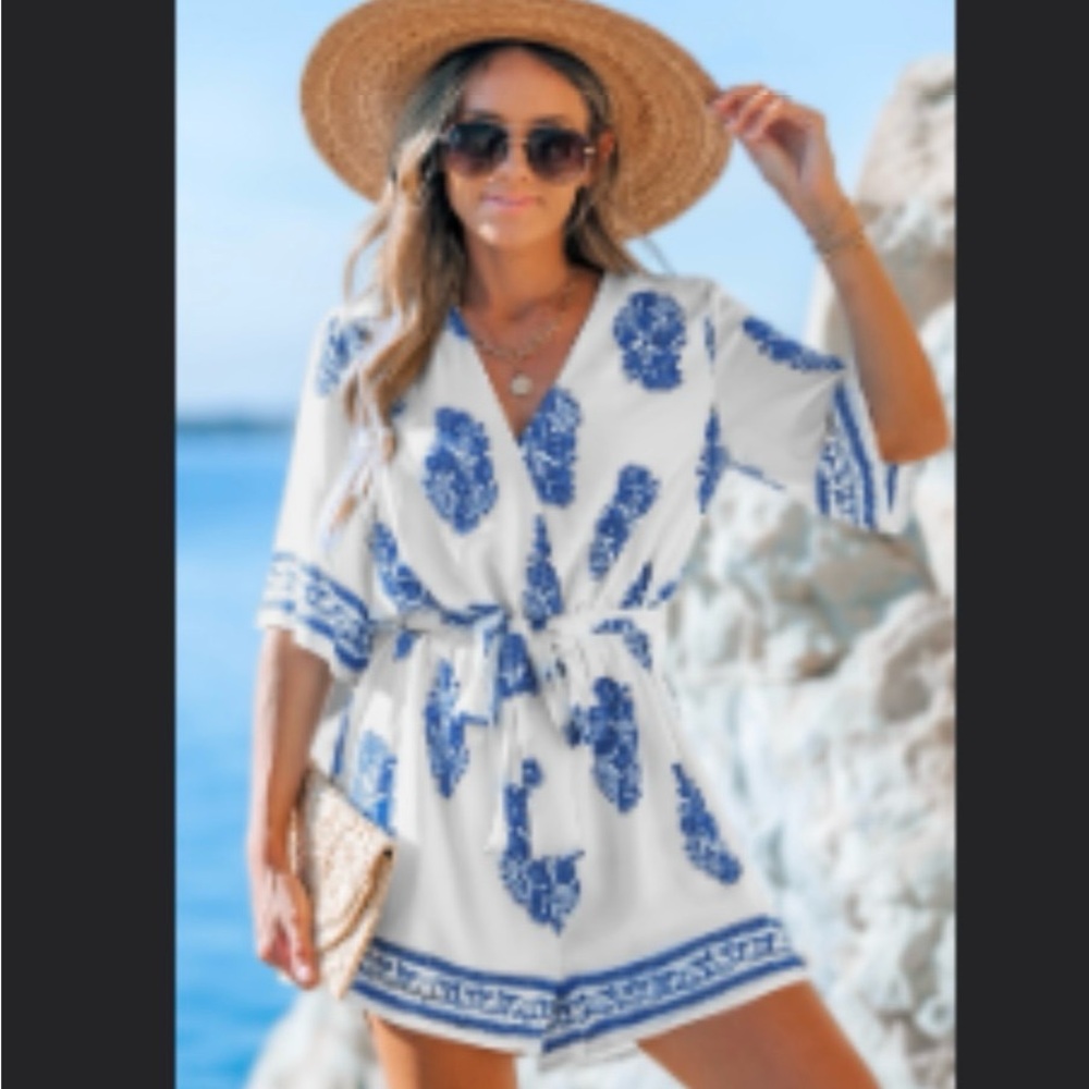 Cupshe Blue and White Floral Romper NWT